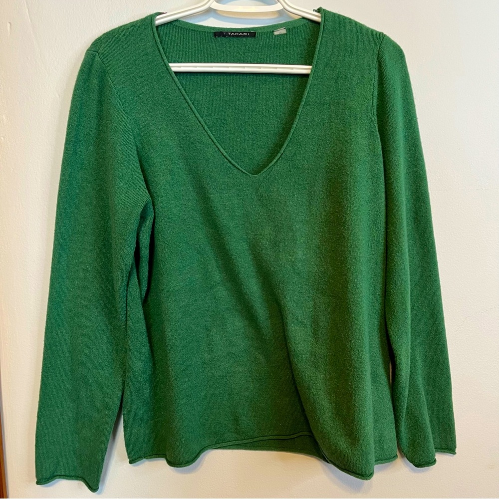 T Tahari Green V Neck Sweater Long Sleeve XL GUC
